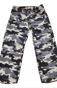 Levi's camo jeans children's size 6 brand new